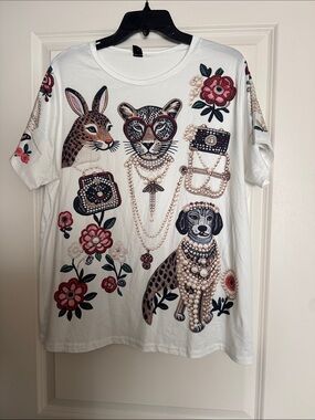 SHEIN White Short Sleeve Tee with Pearl-Embellished Animal & Floral Print